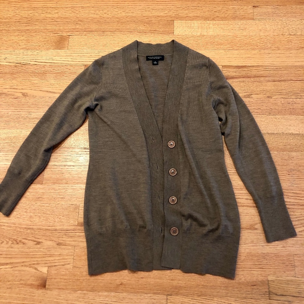 Banana Republic 100% Fine Merino Wool Cardigan S